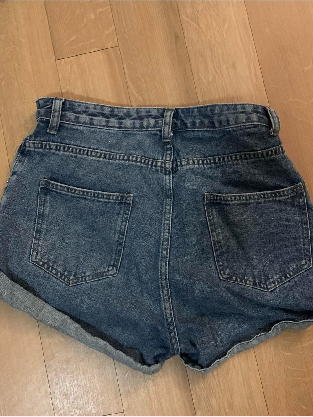 High-Waist Dark Blue Denim Shorts with Rolled Hem - Picture 2 of 3